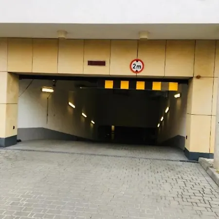 Apartament 3 Aircon With Free Parking, Balcony Walking Distance Old Town Kraków