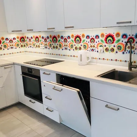 Apartament 3 Aircon With Free Parking, Balcony Walking Distance Old Town