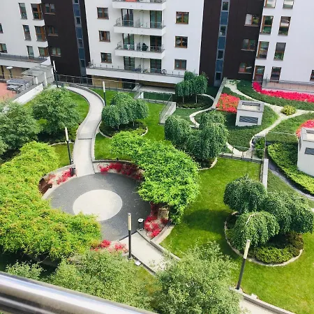 Apartament 3 Aircon With Free Parking, Balcony Walking Distance Old Town